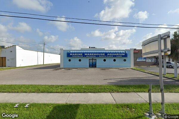 Marine Warehouse Aquarium storefront